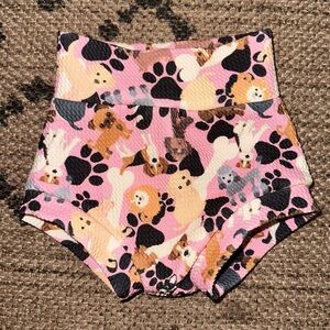 SOLD❌ Small Shop Bummies 0/3m